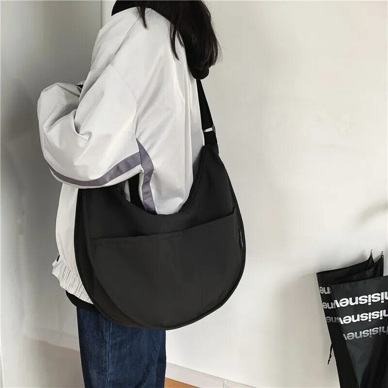 กระเป๋า Y2K สำหรับโรงเรียนขนาดใหญ่ถุงไนลอน hobos กระเป๋าถือกระเป๋าพาดลำตัวสำหรับผู้หญิงผู้ชายและผู้หญิงกระเป๋าคู่รักกระเป๋าสะพายไหล่ bolso