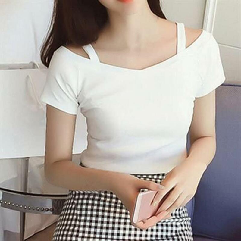 Maglietta a maniche corte da donna Sexy con spalle scoperte maglietta di moda coreana Femme Slim con scollo a V Tshirt Womacn vestiti estivi Top
