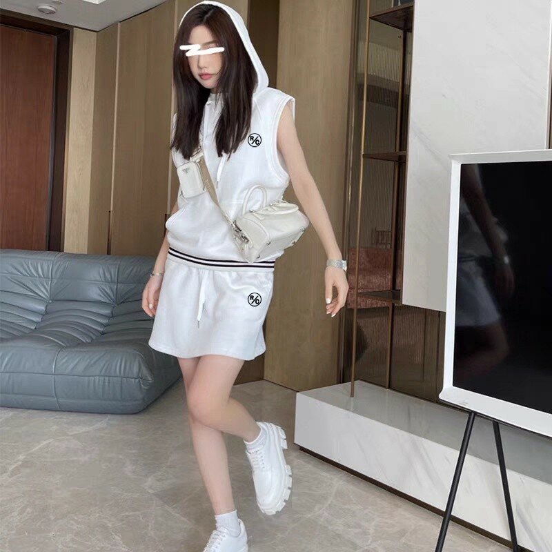 2024 new women's summer golf suit fashion thin breathable golf women's dress, high quality hooded sleeveless golf suit skirt