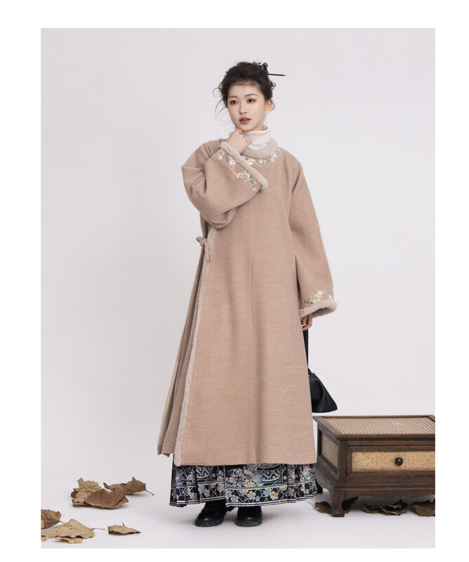 New Chinese Style Tang Autumn and Winter Thick Warm Round Neck Gown Overcoat Coat Hanfu