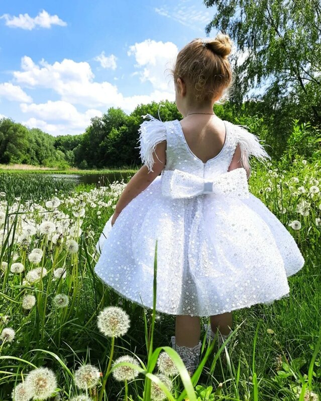 Vestidos infantis sem mangas Flower Girl, vestido de baile, branco, vestido de dama de honra, arco grande, adorável