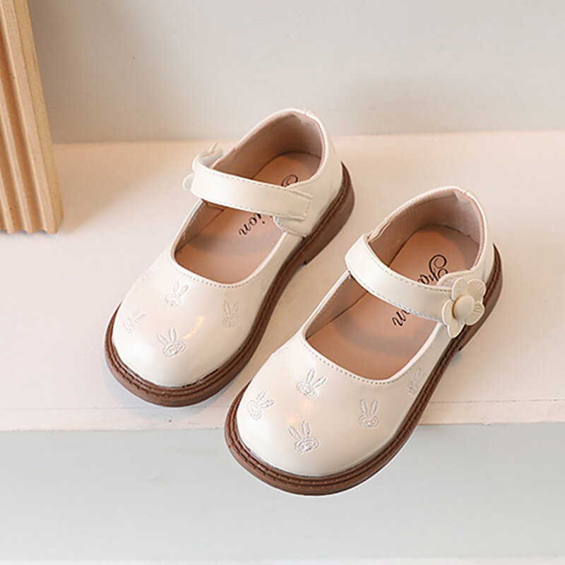 2023 Leren Kinderschoenen Haak & Lus Bloemen Schattig Borduurwerk Konijn Ronde Neus Koreaanse Stijl Kinderen Mode Loafers Ondiep Plat