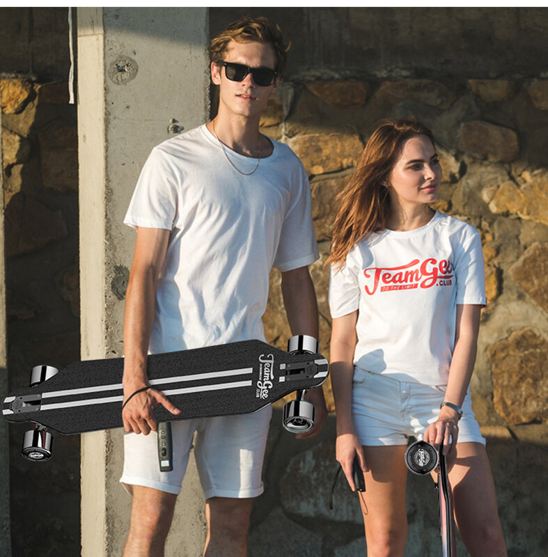 Hot selling electric skateboard Dual Motor Power Electric Skateboard with 4 speed modes