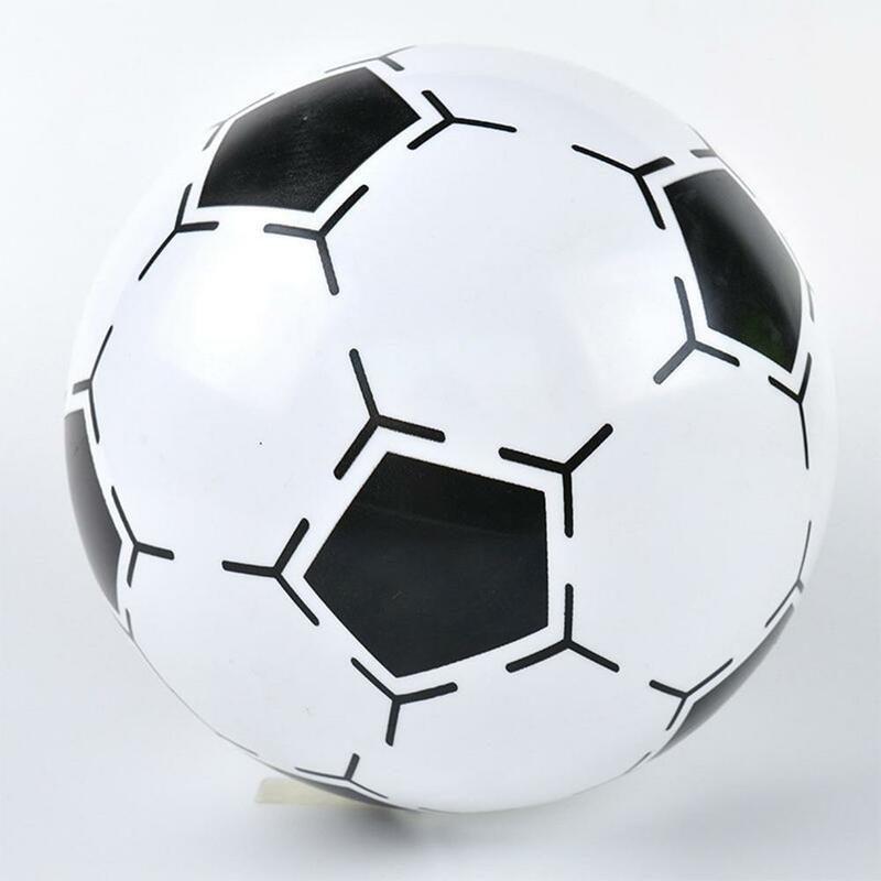 Bola de futebol de PVC para crianças, bola saltitante inflável, brinquedos de cor aleatória, forma de futebol, presente para crianças