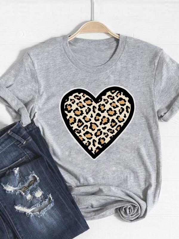 Camiseta básica para mujer, ropa estampada, camiseta de leopardo, corazón de amor, tendencia, Top bonito de verano, Camiseta estampada de manga corta a la moda