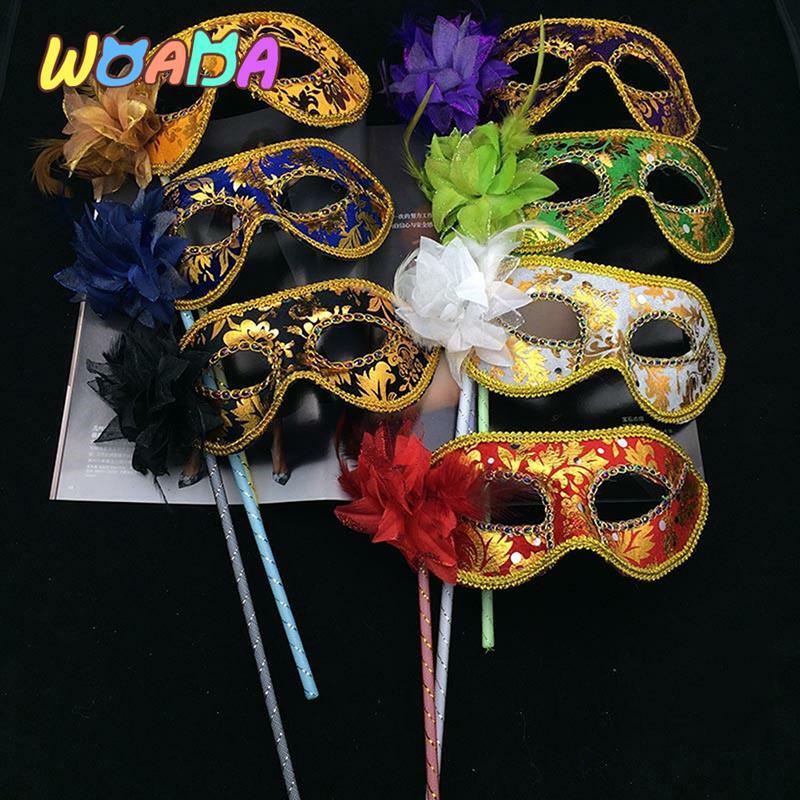 Masker mata topeng Venesia pada tongkat Halloween untuk pesta Prom bola fantasi ungu