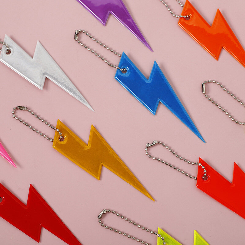 Porte-clés réfléchissant coloré en forme de foudre pour enfants, pendentif haute visibilité, sacs créatifs, ornements de bande réflecteurs de sécurité