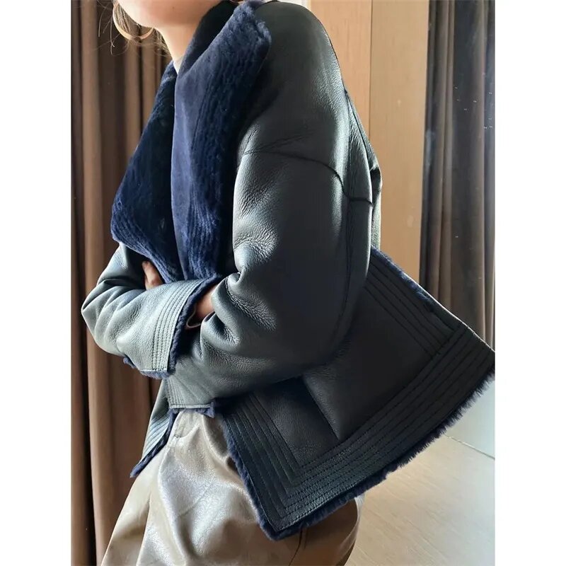 Jaqueta de couro Haining feminina, lapela de cabelo de cordeiro, imitate fur, casaco de emenda, outwear preto, novo, 5XL, 2023