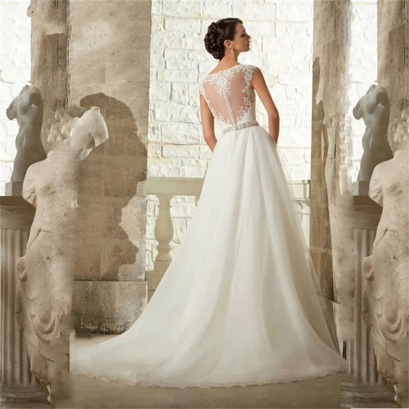 Suknia ślubna z okrągłym dekoltem bez rękawów koronkowe aplikacje z tiulowym paskiem w kształcie litery A o długości do podłogi suknia ślubna długie damskie Vestidos de novia 2024