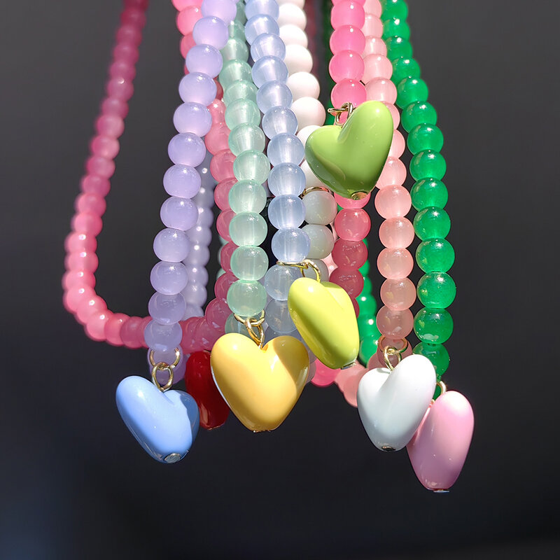 ZX – chaîne perlée transparente faite à la main pour femmes, ras de cou court, mignon, couleur bonbon, pendentif en forme de cœur, vente en gros, bijoux cadeau pour filles