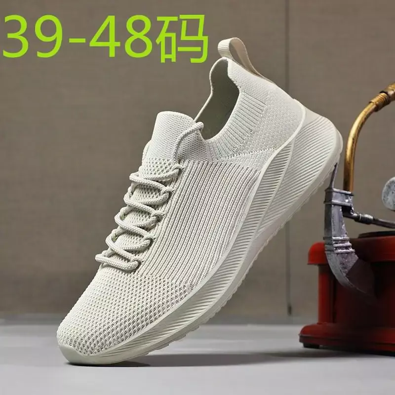 Sapatos esportivos respiráveis para homens, tênis casual desajeitado, branco, na moda, outono, novo, 2023