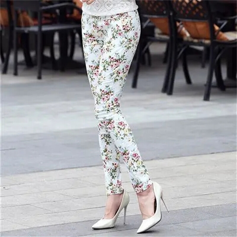Celana panjang kasual elastis wanita motif Floral, celana panjang motif bunga pensil kaki ramping Musim Panas 2024
