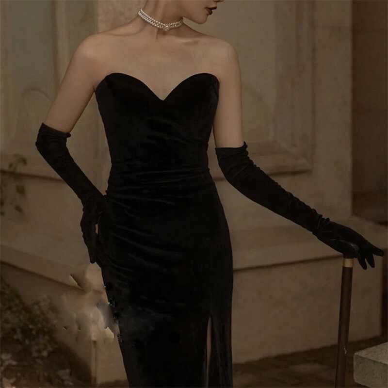ถุงมือยาวผ้าซาตินสีดำเรียบง่ายแบบย้อนยุคสไตล์ Hepburn สำหรับสตูดิโอถ่ายภาพย้อนยุคผ้ากำมะหยี่พร้อมอุปกรณ์เสริม