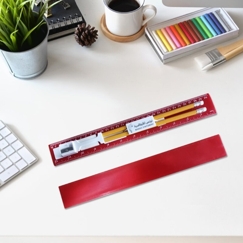 Colorido juego reglas 30 con sacapuntas, lápices y borradores, perfecto para escuela y oficina