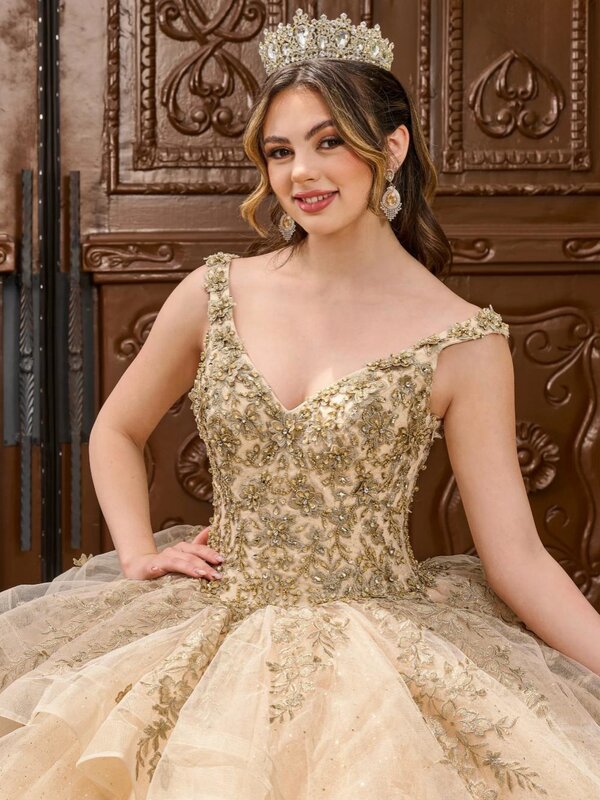 Gaun Prom klasik berenda applique Quinceanrra manik-manik payet berkilau putri panjang leher-v berjenjang manis 16 gaun Vestidos