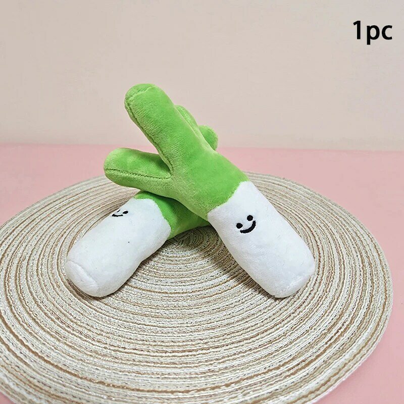 Cartoon Scallion Garlic Vegetable Pendant Green Onions Plush Toy Soft Stuffed Doll Keychain Backpack Car Bag Key Ring Kid Gift
