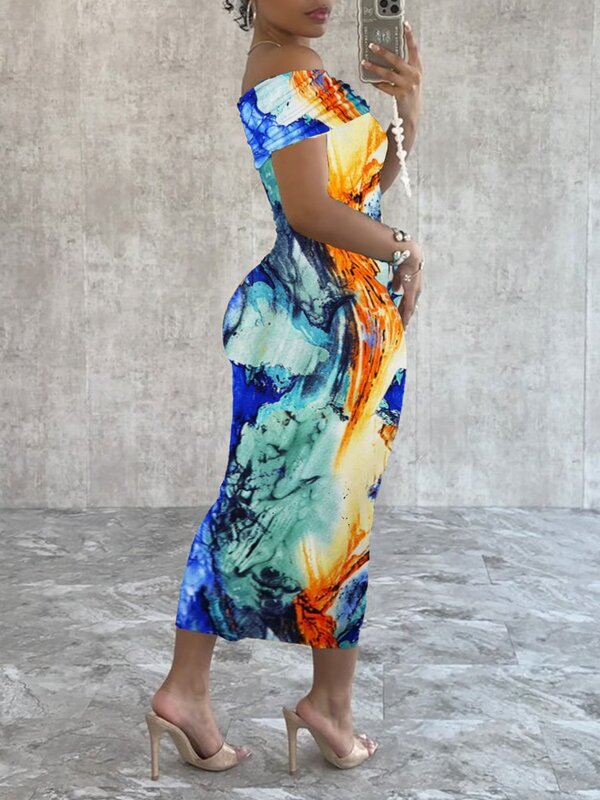 Женское облегающее платье с открытыми плечами, лето 2024