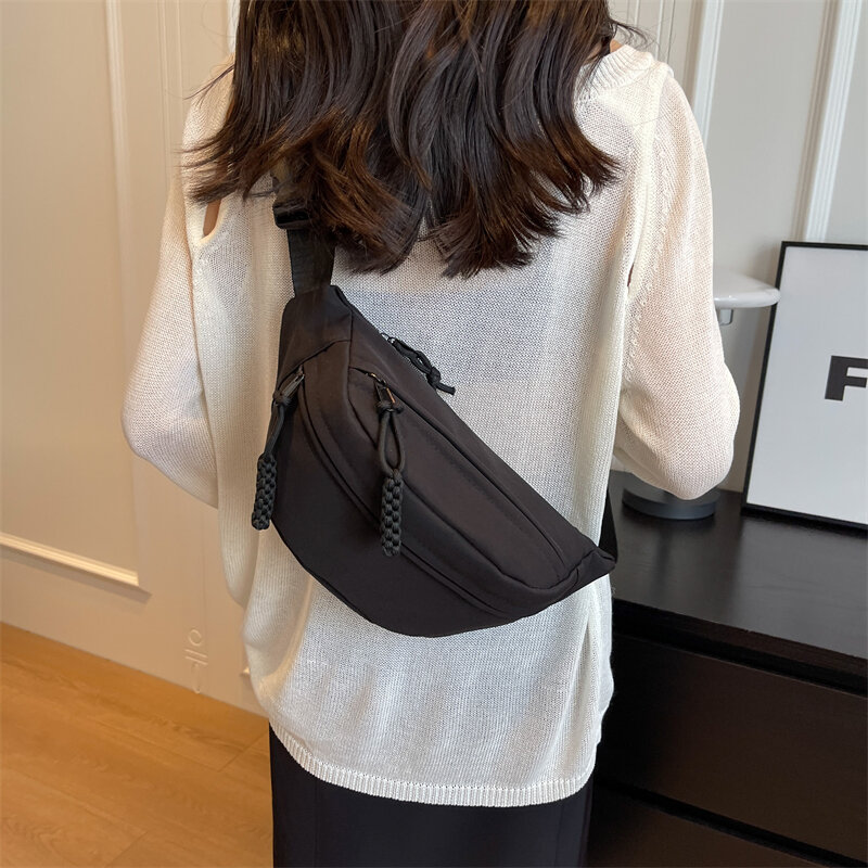 Damen Taschen zum Verkauf 2023 hochwertige Herbst vielseitige Nylon Taillen packungen einfache, trend ige leichte und lässige Brust packung