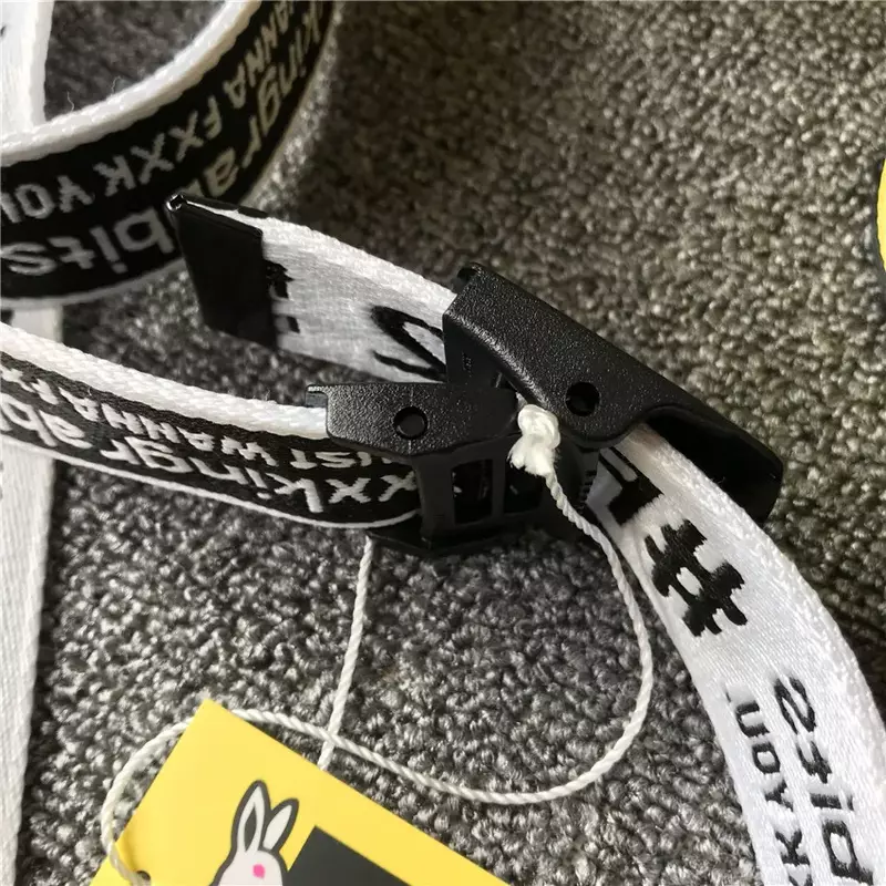 Cinturón de lona de alta calidad para hombre y mujer, cinturilla de seguridad con logotipo de conejo clásico, estilo Hip Hop japonés, color amarillo y blanco, # FR2