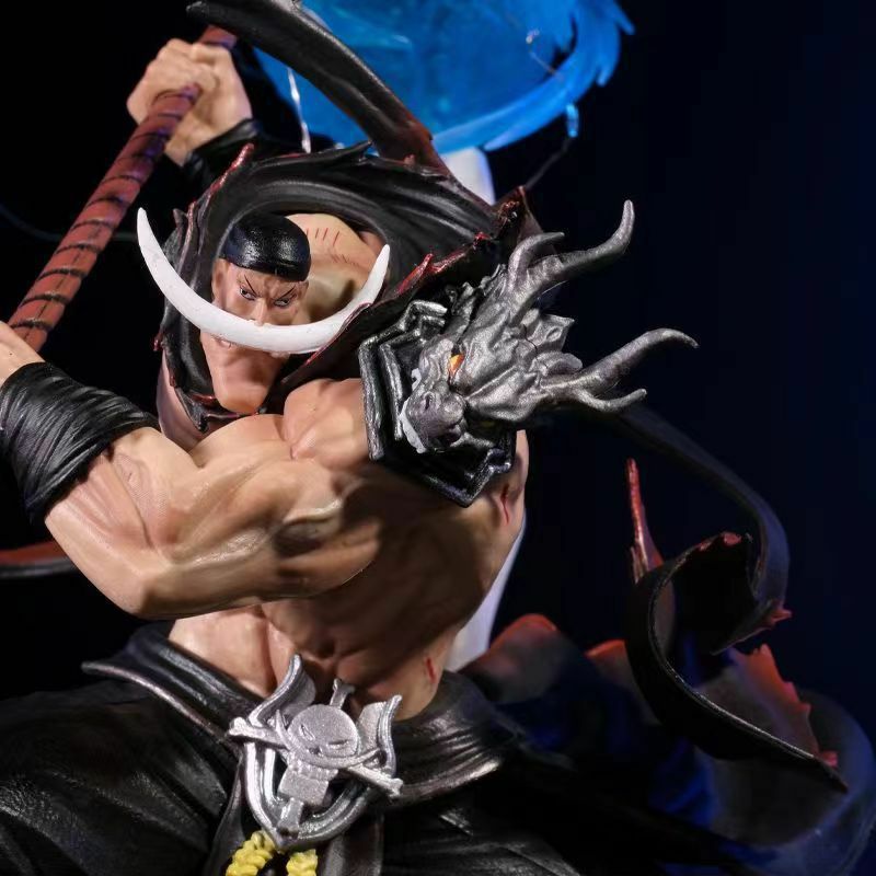 Collectible Bagged Battle Whitebeard Figure with Glow-in-the-Dark Feature - for One Piece Fans