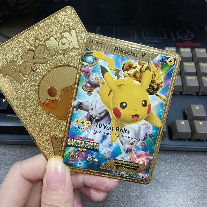 Pokemon gra w karty kolekcja bitewna angielski japoński metalowy na kartę Pikachu Charizard Mewtwo Charmander Eevee Kawaii prezent urodzinowy