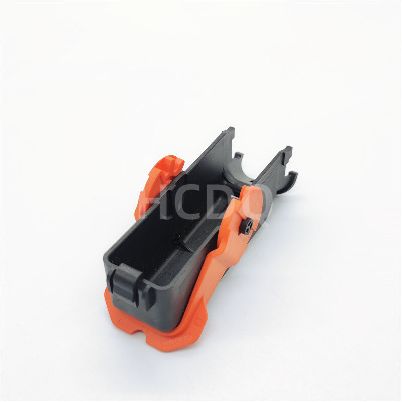10 PCS Supply 1612684-2 original and genuine automobile harness connector Housing parts