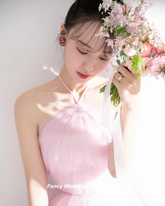 Vestido de novia de línea A rosa para mujer, vestido de fiesta de noche de tul suave, sin mangas, Halter, coreano, Simple, elegante, sesión de fotos