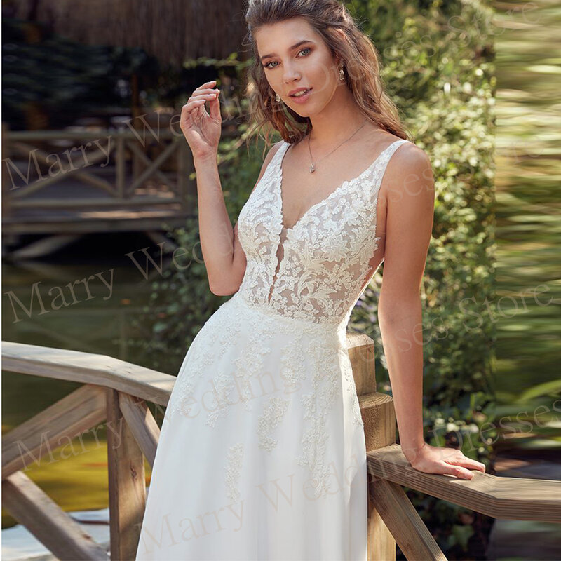 Elegant Fashionable V-Neck Wedding Dresses Modern A Line Appliques Lace Sleeveless Backless Bride Gowns With Button Formal Party