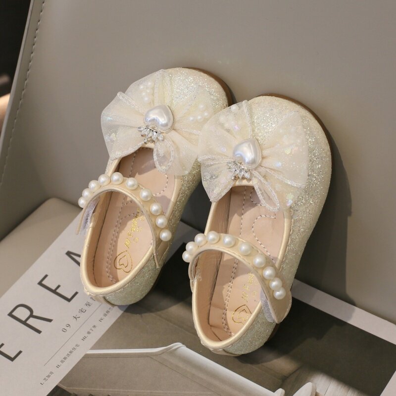 Girls' Shoes 2024 Spring and Autumn New Little Princess Leather Shoes Pearl Rhinestone Fashionable Stylish Etiquette Pumps Soft