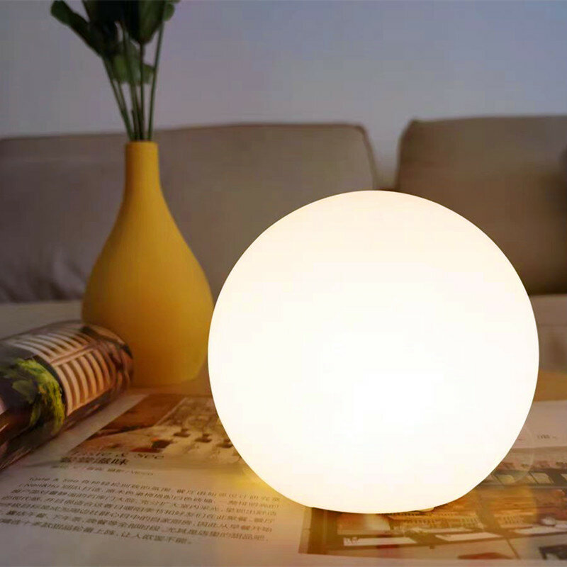 Round Table Lamp Girl INS Gift Atmosphere Lamp Bedside Night Light Romantic And Warm Children's Room Desk Bedroom Floor Lamp