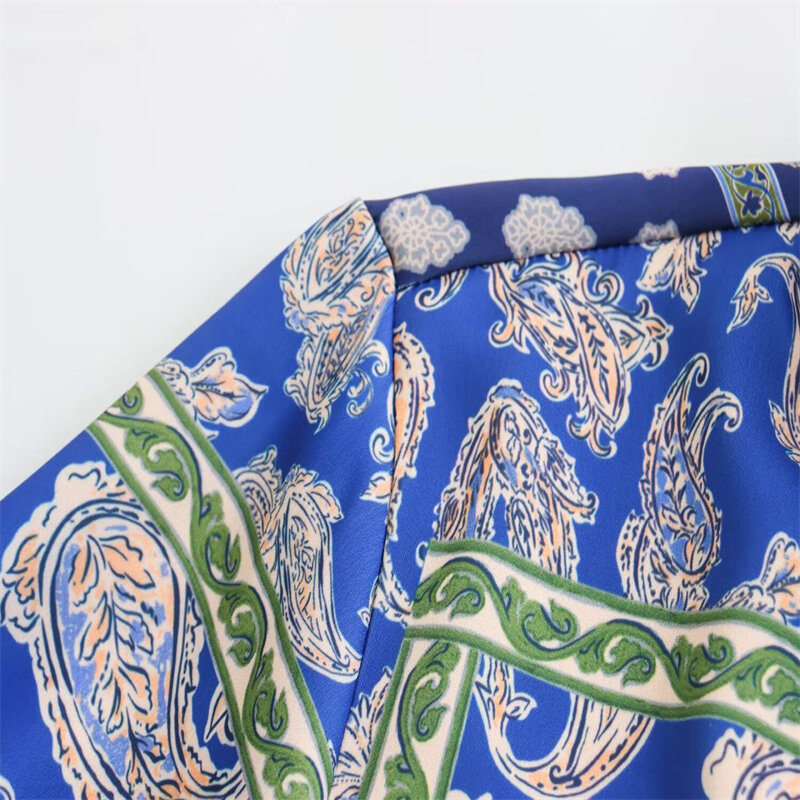 Camisa de seda satinada con estampado de retazos de un solo pecho para verano, camisa holgada informal de manga larga con solapa, Top corto 2024