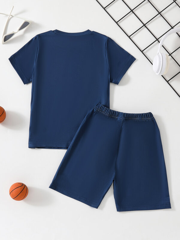 Boys' サマー居心地の良いパジャマの衣装、バスケットボールパターンプリント、半袖、クルーネックトップ、快適なレタープリント、ファッション