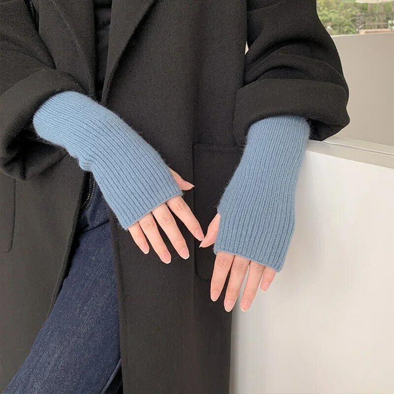 Guantes lisos de medio dedo para mujer, manoplas suaves y cálidas de lana de algodón, brazaletes cortos sin dedos para el brazo, manoplas Harajuku, Invierno