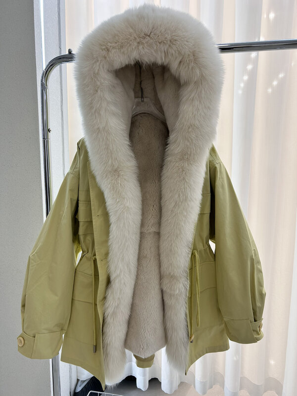Chaqueta de plumón con capucha, abrigo corto holgado con cuello de pelo empalmado, diseño cálido y cómodo, novedad de invierno, 2023, 1225