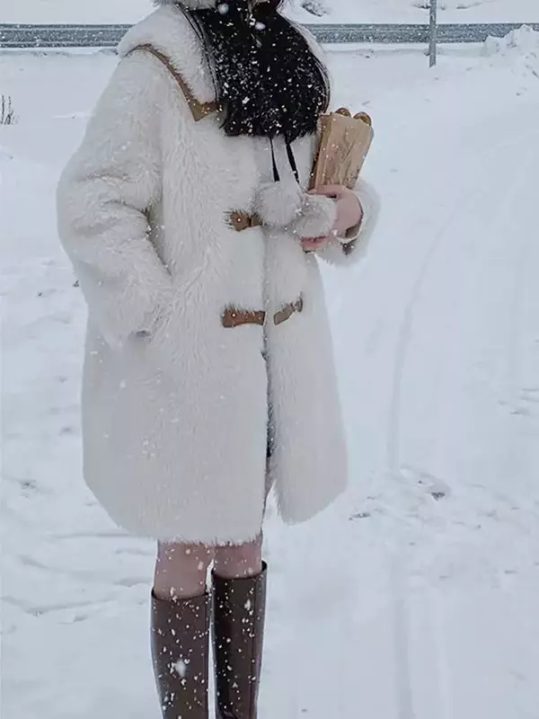 Casaco de lã de cordeiro coreano para mulheres, casaco de pelúcia feminino, acolchoado solto jovem, estilo fino, branco, pele integrada, inverno
