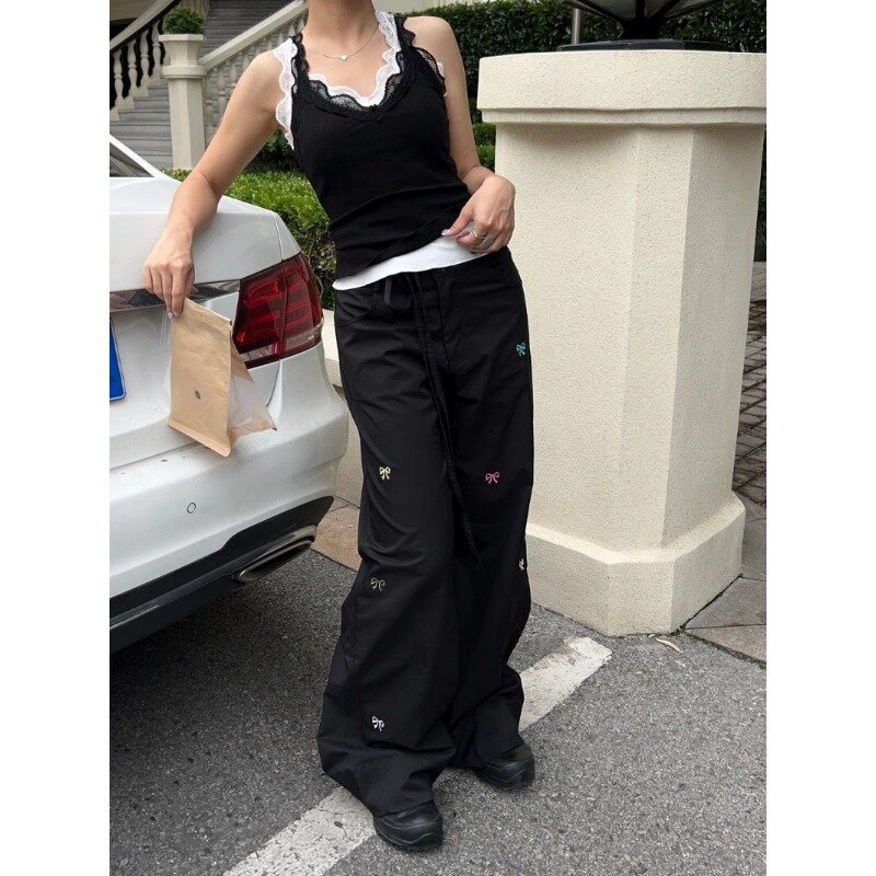 QWeek กางเกงคาร์โก้สไตล์วินเทจสำหรับผู้หญิง, กางเกงขายาวสีดำปักลายสไตล์ฮาราจูกุทรงหลวมสไตล์เกาหลีแฟชั่นสตรีทแวร์ขากว้าง