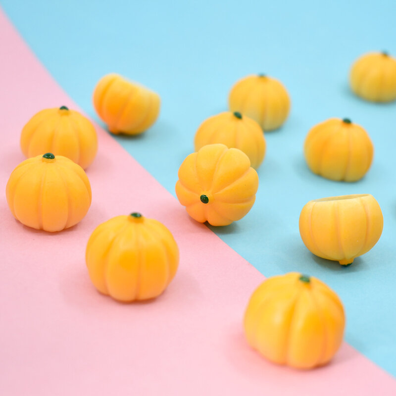 4 Buah Mainan Imitasi Dekorasi Resin Simulasi Dekorasi Labu 3D Dekorasi Miniatur Oranye Kawaii Mainan Anak-anak