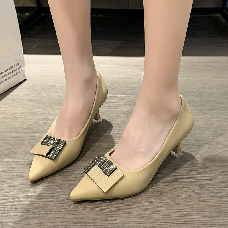 รองเท้าส้นสูงใส่สบายทำจากคริสตัลสีพื้นสำหรับผู้หญิงฤดูร้อนแฟชั่นใหม่