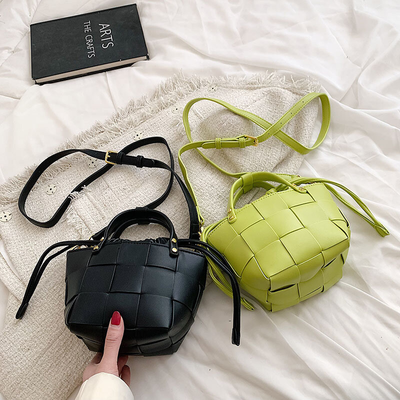 Versatile Portable Vegetable Basket New Women's Bag, Hand Woven Bag Drawstring Parent-child Crossbody Bag Bucket Bag Luxury Bag