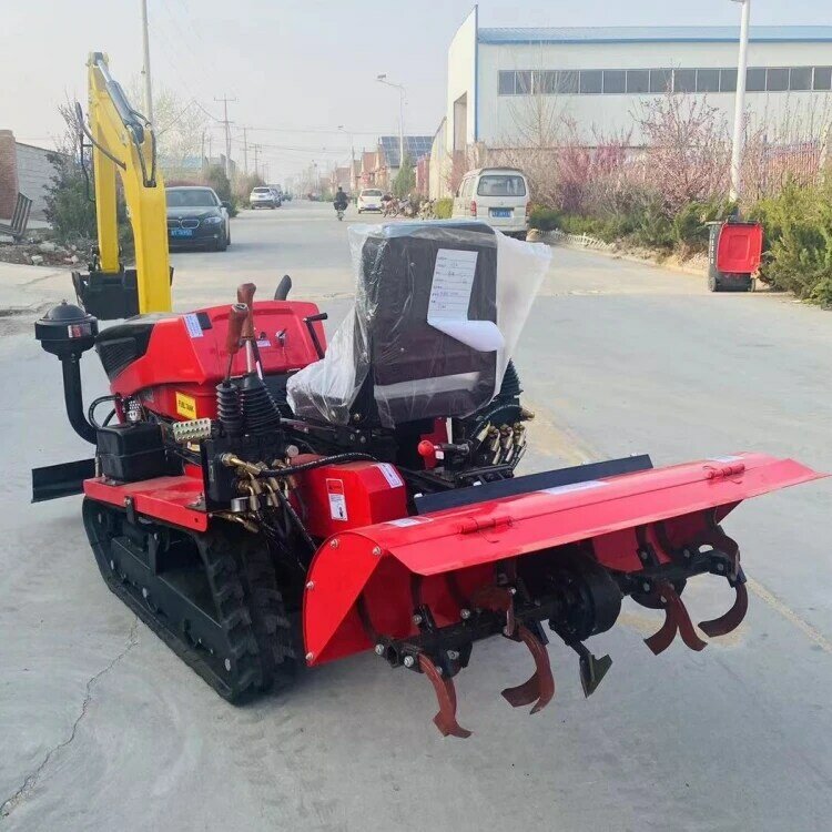 Big Discount Small Crawler Cultivators Farm Machinery 25Hp Four Wheel Sitting Drive Mini Garden Tractors with Rotary Cultivator