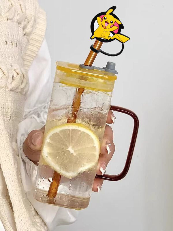 Desenhos animados tampa de palha Cap, Anime japonês Drink Straw Plug, reutilizável Splash Proof Beber Fit Cup Charms Pingente, 1-20Pcs