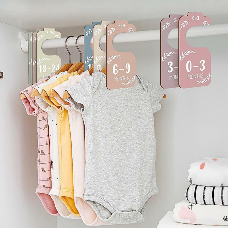 8 Stück Baby Schrank Trennwände von Neugeborenen bis 24 Monate Baby Kleidung Größe Kleiderbügel für Schlafzimmer Schrank Holz Kleidung Veranstalter