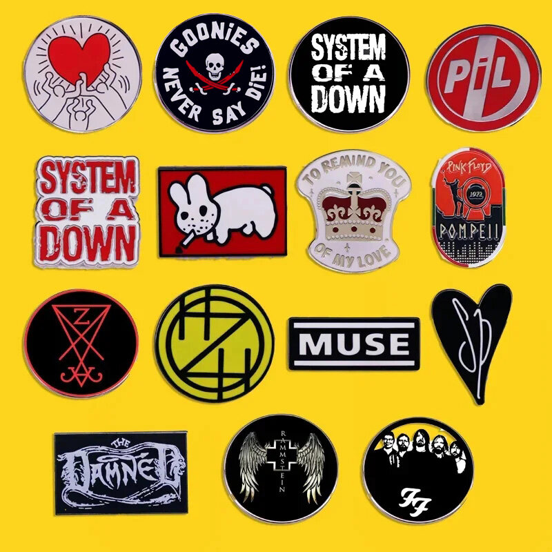 Broche con logotipo de banda de Rock para hombre, insignia de música Punk, Pin de mochila, accesorios de joyería para amantes de la música, regalo, 2023