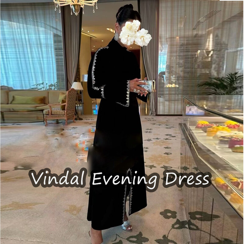ชุดราตรีทรงเอไลน์ Vindal ยาวถึงพื้นชุดเดรสงานพรอมแขนยาวผ้าเครปเสื้อคอเว้าบราในตัวสำหรับ2024ผู้หญิง