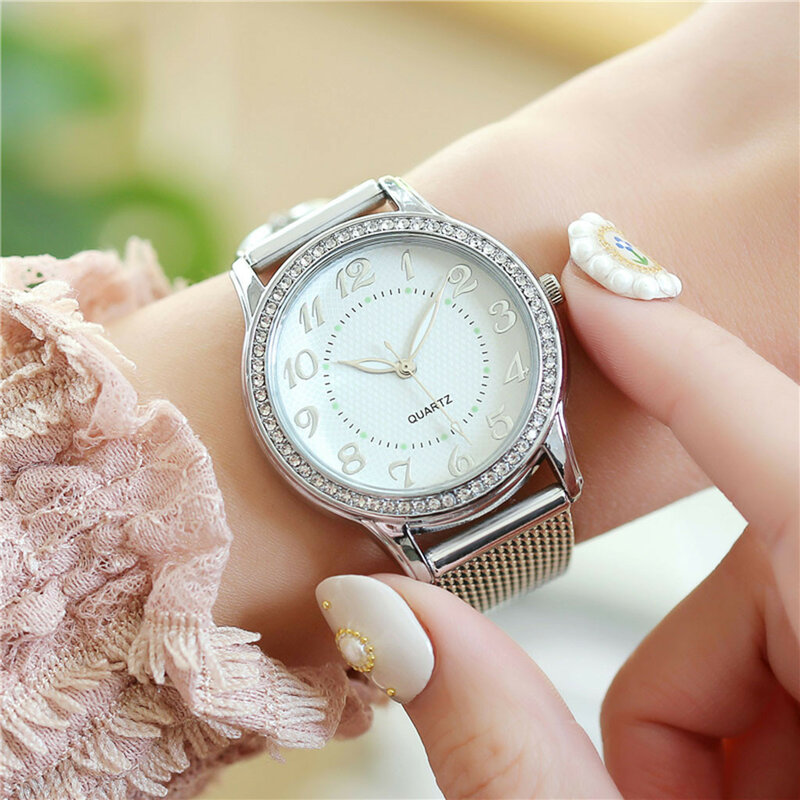 นาฬิกาหรูสำหรับผู้หญิงนาฬิกาควอตซ์สายสแตนเลสสตีลนาฬิกาลำลอง Relogio Feminino สีดำ2023ใหม่