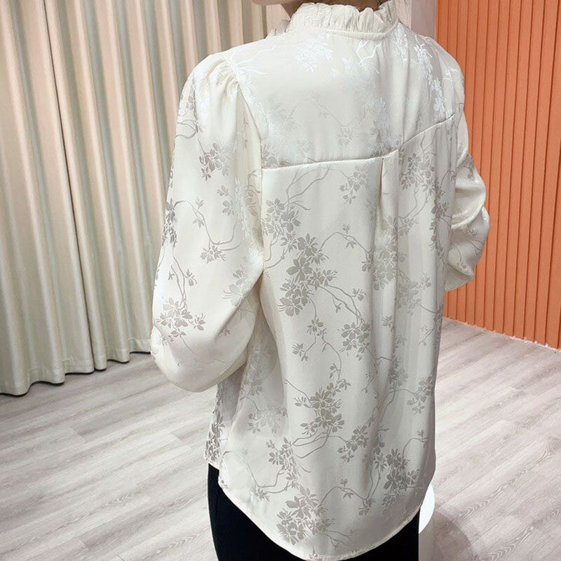 قميص على الطراز الصيني مع مشبك أذن خشبي ، تي شيرت بأكمام طويلة ، تصميم متخصص ، بلوزة مزاجية ، تصميم جديد ، ربيع