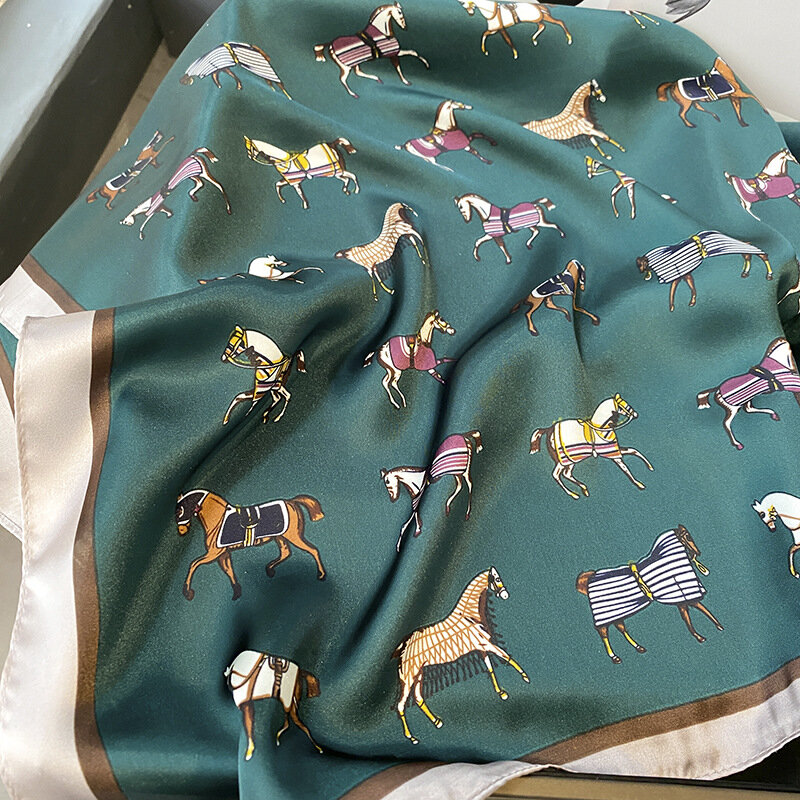 Bufanda de seda de marca de lujo para mujer, chales cuadrados con estampado de caballo, protector solar, playa, verano, 70cm