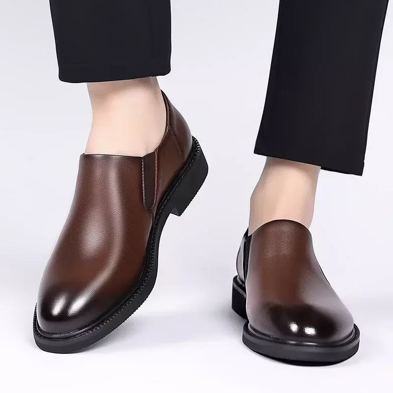 2023 Versatile Men's Shoes Outdoor Office Men's Casual Shoes Solid Pointed Toe Slip on Low-heeled Non Slip Fashion Leather Shoes