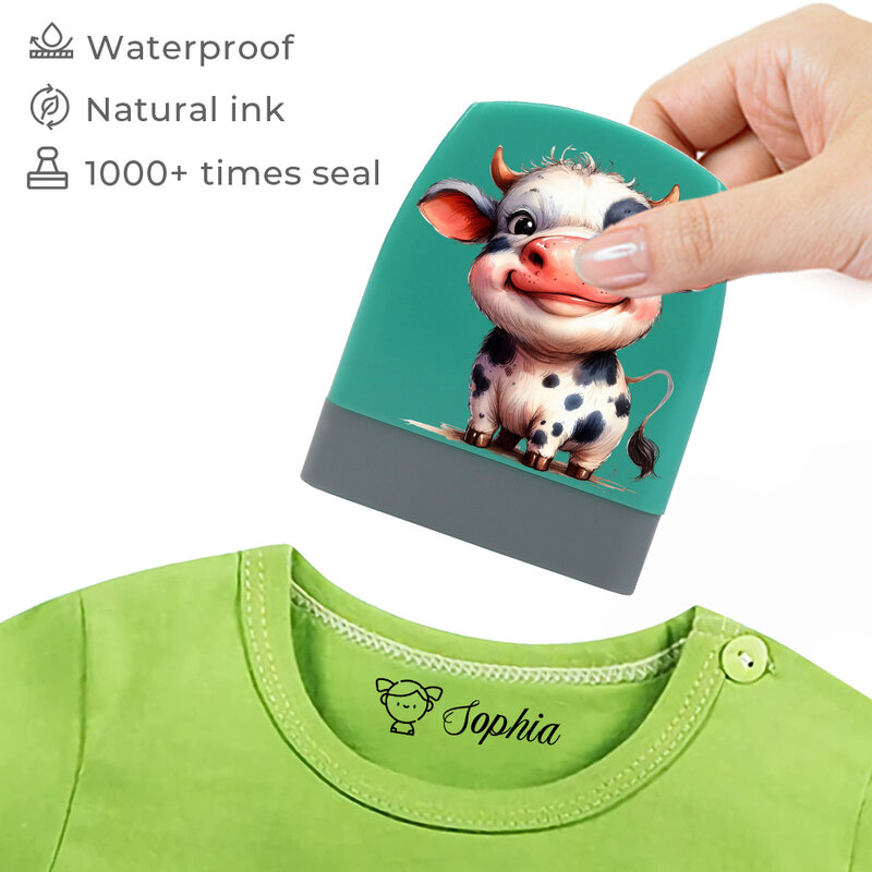 Carimbo personalizado engraçado do nome da vaca pequena, Capítulo de roupas de estudante, Kawaii Name Gift infantil