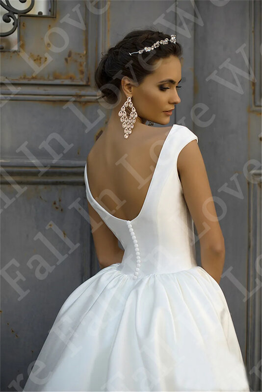 New Simple Plain Pure Satin Wedding Dresses For Women A-Line Scoop Neck Sweep Train Backless Sleeveless Vintage Bridal Dress